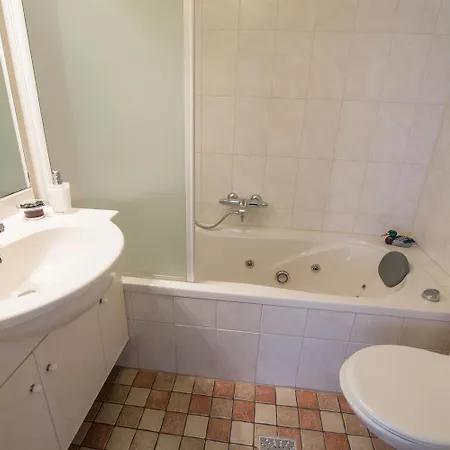 Gæstehus Farm Overleekerhoeve 3*