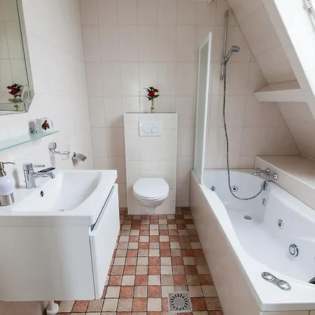 Farm Overleekerhoeve Gæstehus Monnickendam