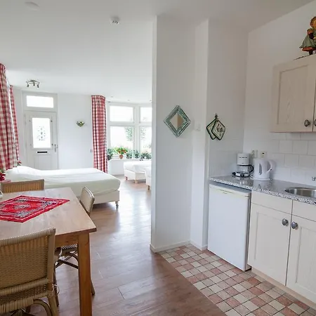 Farm Overleekerhoeve Monnickendam